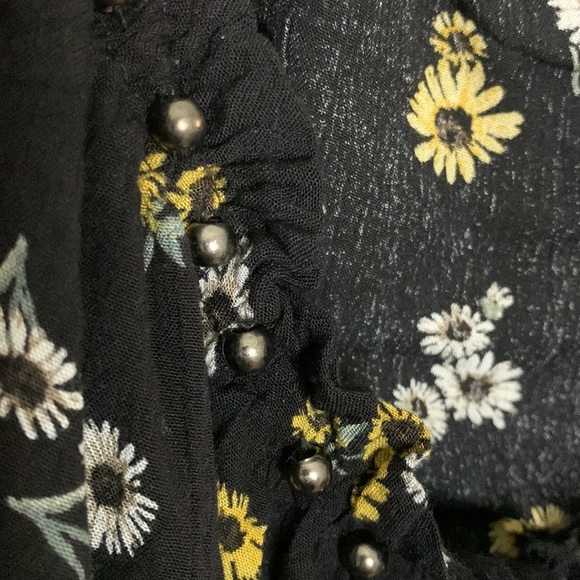 Maurice’s Plus Size Sunflower Tank Women’s 4X Black - Picture 3 of 7